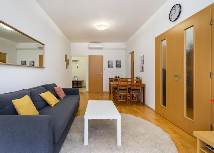 Basilica In Prime Location *