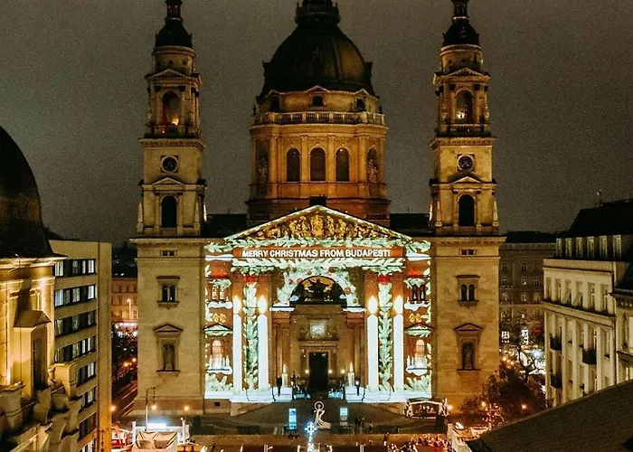 Basilica In Prime Location דירה *